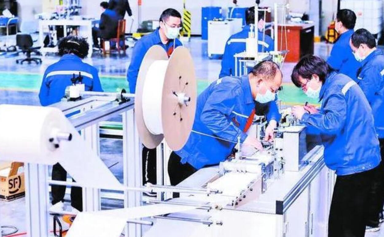 社會責(zé)任圍繞文化引領(lǐng)、策劃治理、溝通對話、機(jī)制融合、績效評價和能力建設(shè)六大方面積極推進(jìn)社會責(zé)任管理工作。