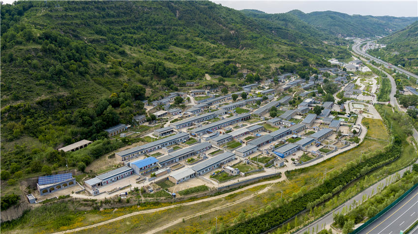 佛道坪村全景。田虎攝