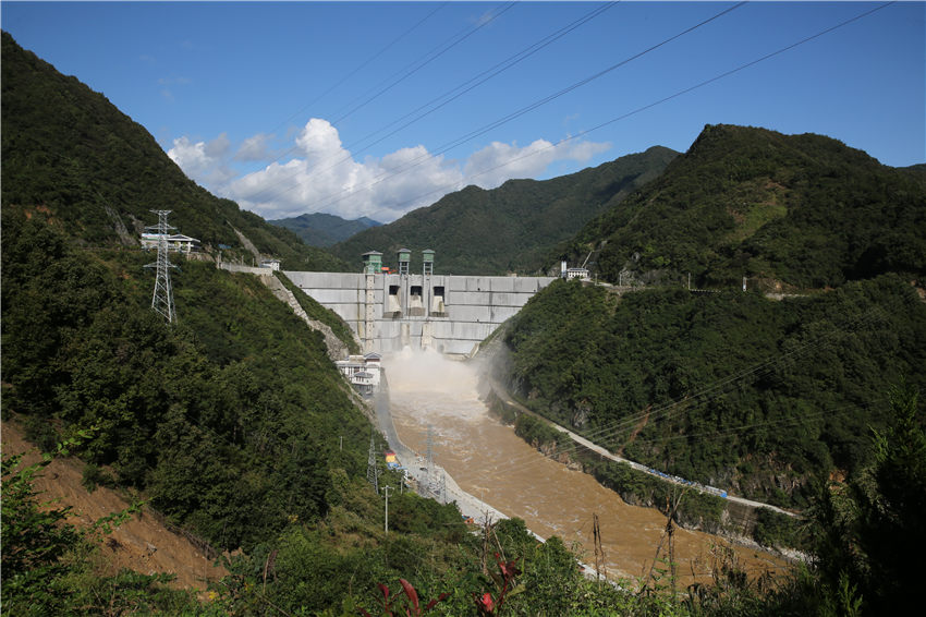 航拍引漢濟(jì)渭三河口水利樞紐。劉正根攝