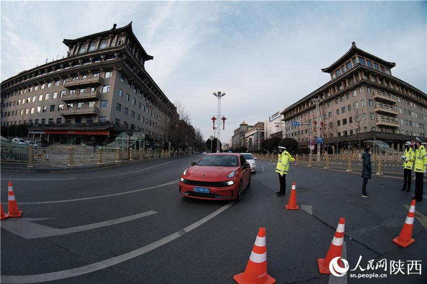 1228磬L(zhng)·ɵ܇(ch)vϡСկT(mn)ֵλO(sh)÷c(din)λ24Сr(sh)(du)p܇(ch)vM(jn)ЙzW(wng)ӛ߅ǳ z