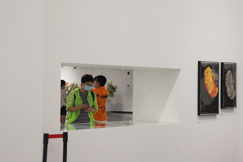“人間仙境——方力鈞水墨”作品展。實(shí)習(xí)生 程博源攝