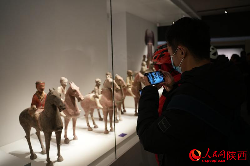 陜西歷史博物館秦漢館基本陳列對外開展。人民網(wǎng)記者 李志強攝
