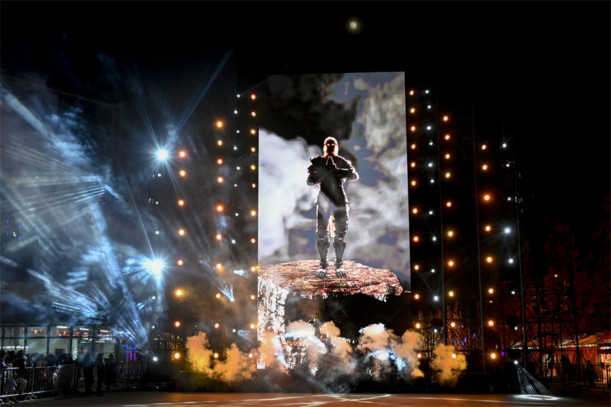 觸夢(mèng)未來(lái)·雄安元宇宙音樂(lè)盛典演出現(xiàn)場(chǎng)。胡忠 攝