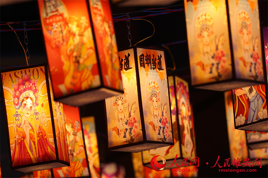 觸夢(mèng)未來(lái)·雄安元宇宙音樂(lè)花燈會(huì)活動(dòng)現(xiàn)場(chǎng)。人民網(wǎng)記者 宋燁文攝