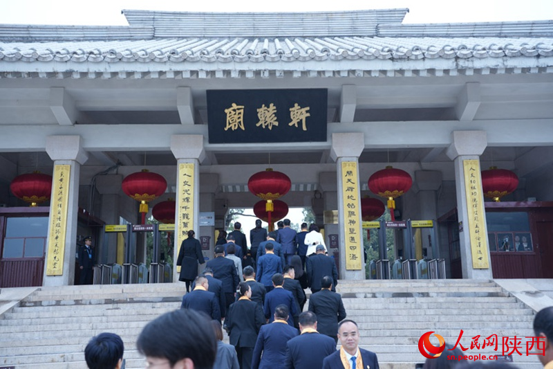 軒轅廟正門(mén)。人民網(wǎng) 黨童攝