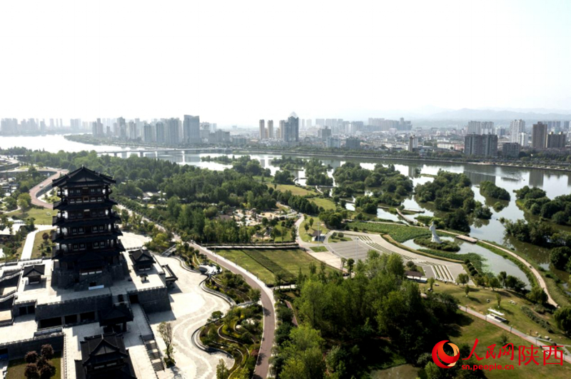 天漢濕地公園（航拍）。人民網(wǎng)記者 翁奇羽攝