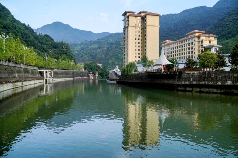 寧陜縣長安河水面波光粼粼。受訪者供圖