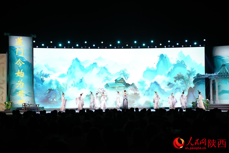 2025“詩意·秦嶺”主題文化活動現(xiàn)場。人民網(wǎng)記者 孫挺攝