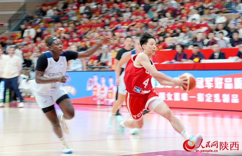 熱身賽精彩瞬間 中國女籃戰(zhàn)勝尤文圖特女籃【2】