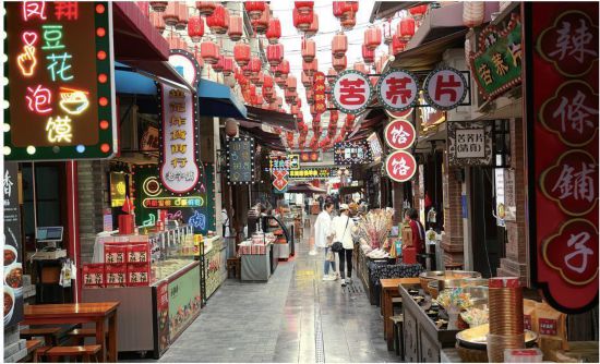 10月16日拍攝的陳倉(cāng)老街。李靜茹攝