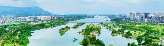 5月11日航拍的漢中天漢濕地公園（資料照片）。 本報記者 許奧博攝